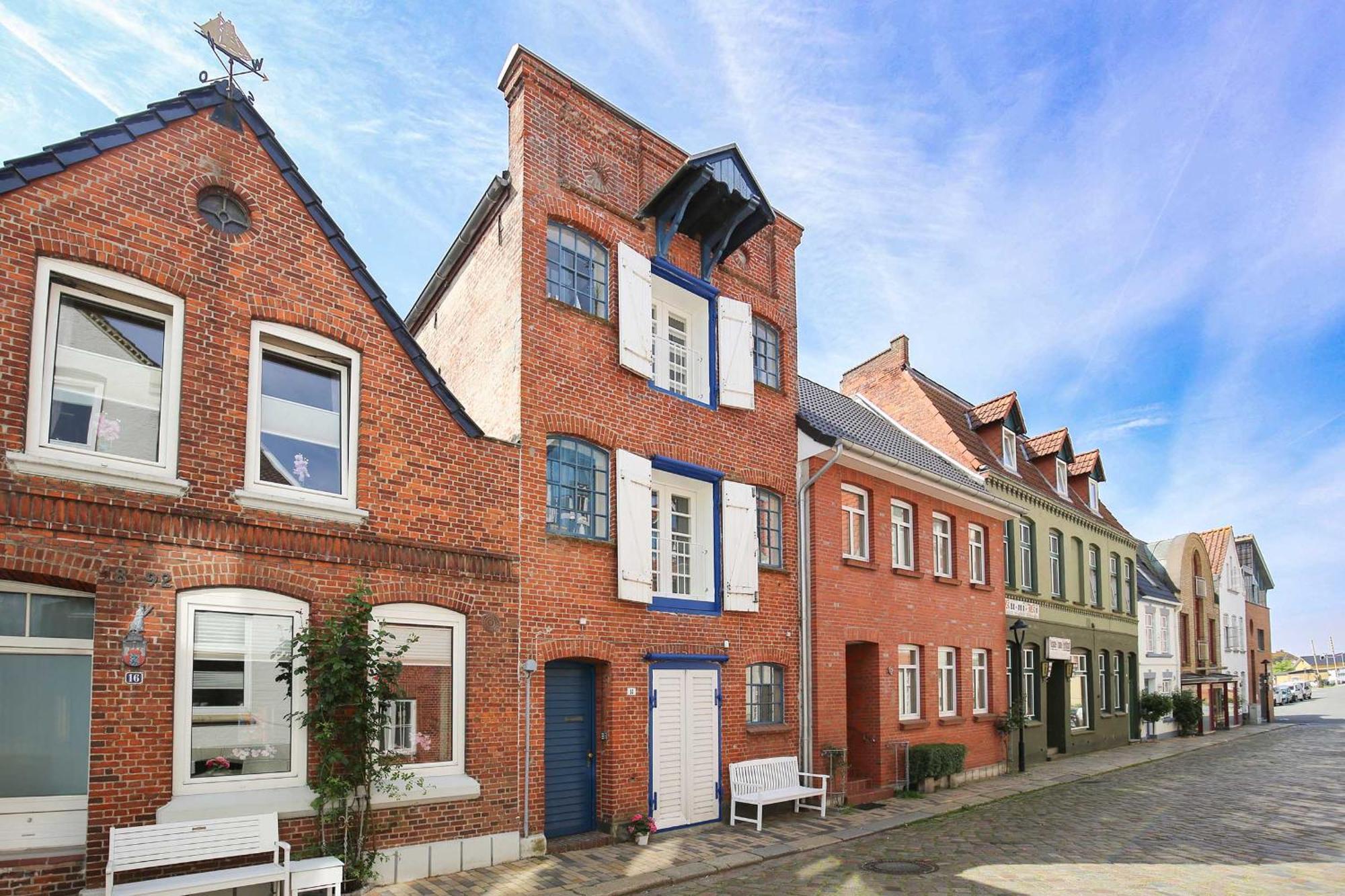 Ferienwohnung Altes Kontorhaus Kajüte Husum  Exterior foto